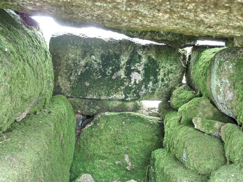 The interior of the large cavity inside Childe’s Tomb