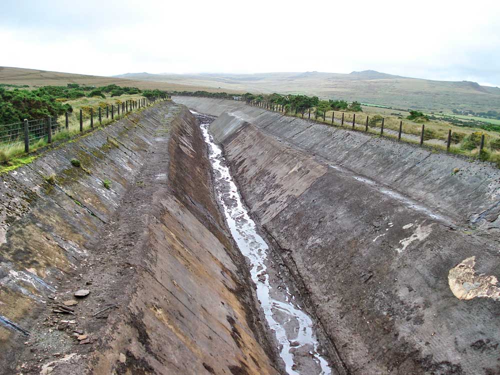 Looking along Wheal Jewell Reservoir from the southern end